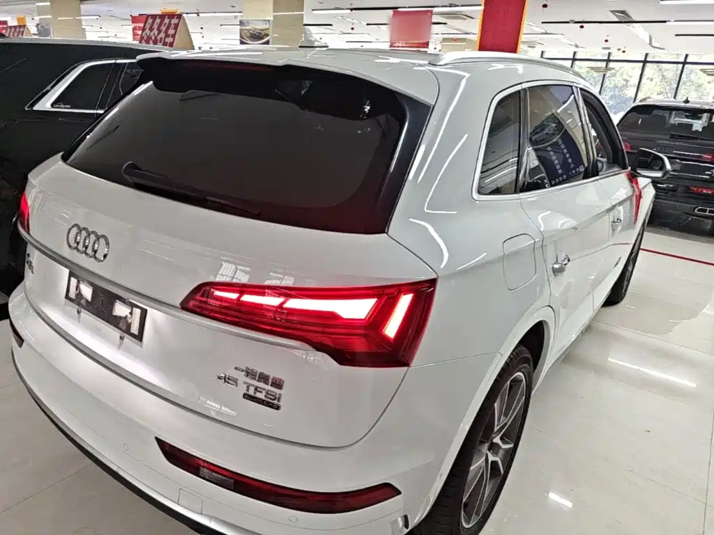 Audi Q5L — миниатюра 7