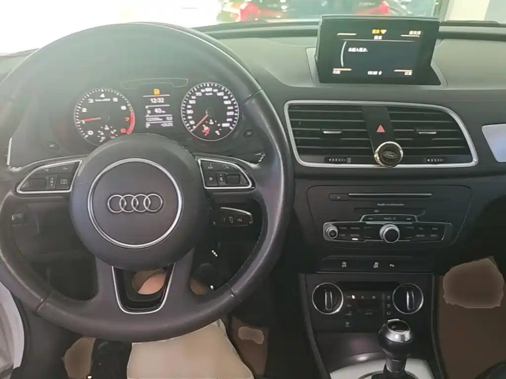 Audi Q3 — миниатюра 10