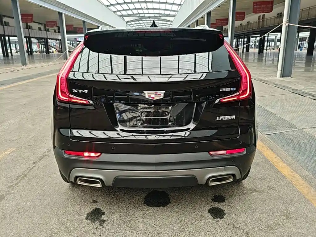 Cadillac XT4 — миниатюра 6