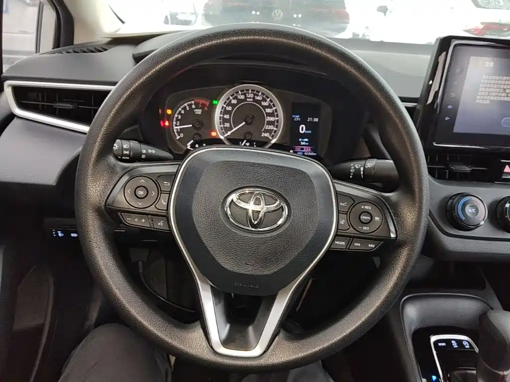Toyota Corolla — миниатюра 11