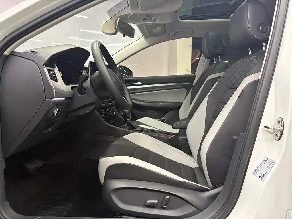 Volkswagen Bora — миниатюра 4