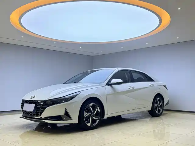 HYUNDAI ELANTRA 2022