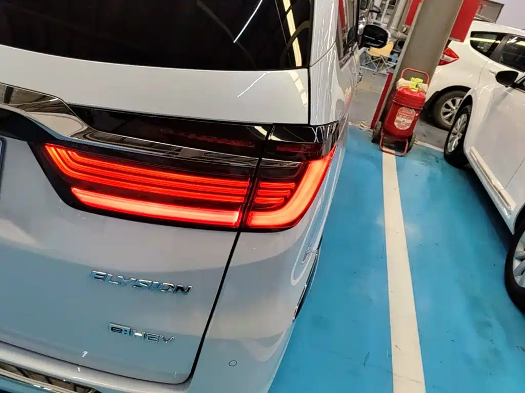 Honda Elysion 2024 2.0L e:HEV Luxury