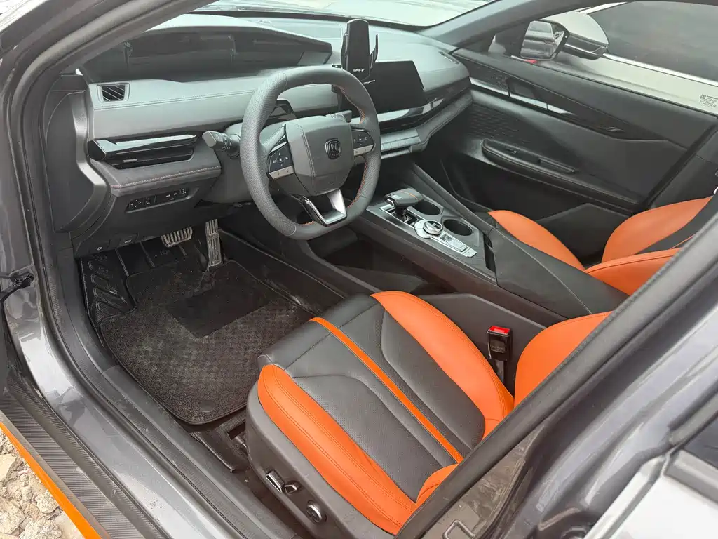 Changan UNI-V — миниатюра 5