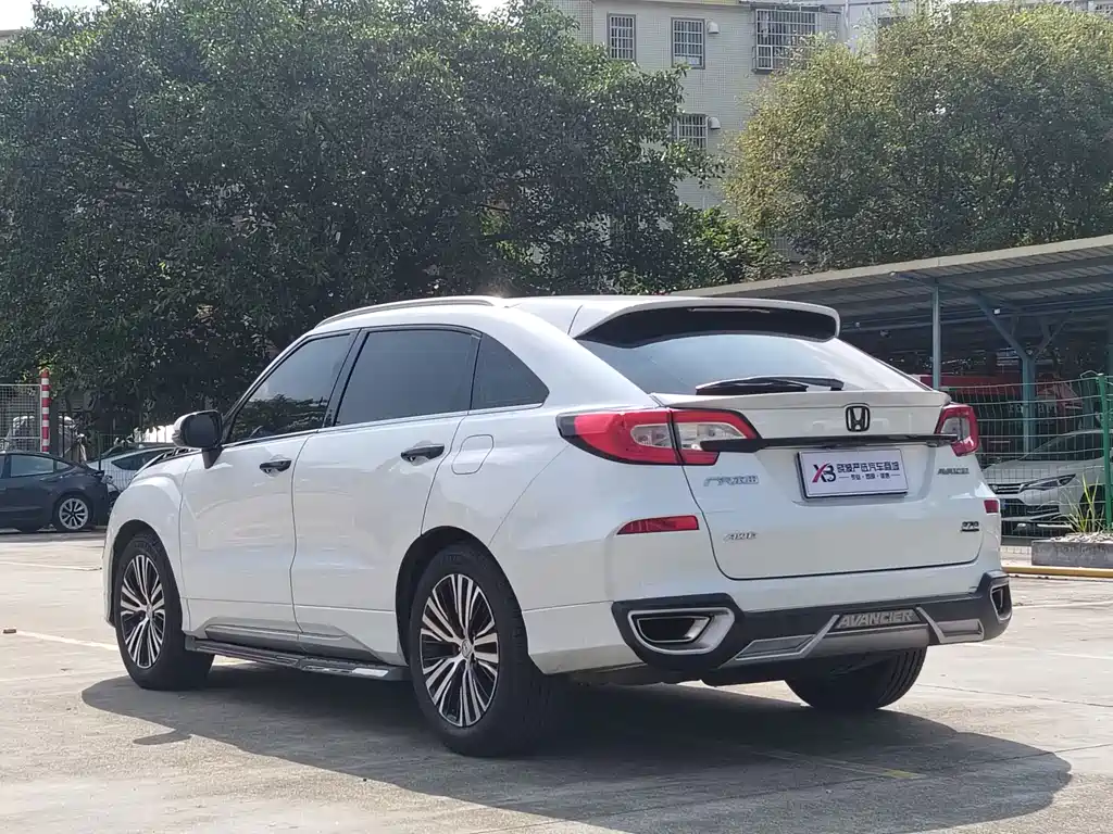 Honda Avancier — миниатюра 7