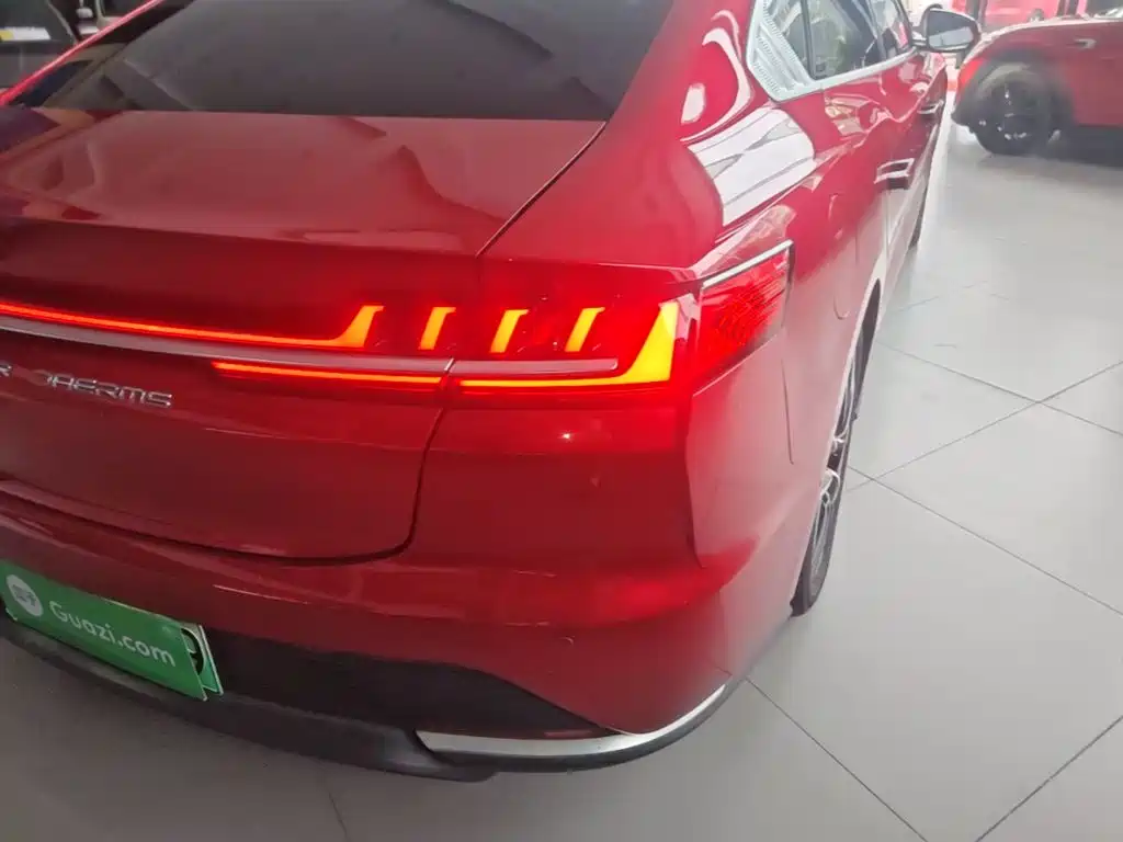 BYD Han — миниатюра 8