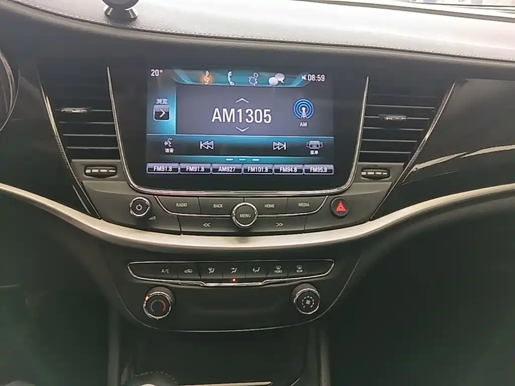 Buick Verano — миниатюра 13