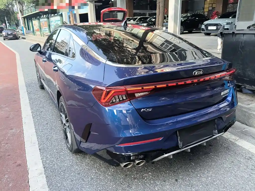 Kia K5 — миниатюра 5