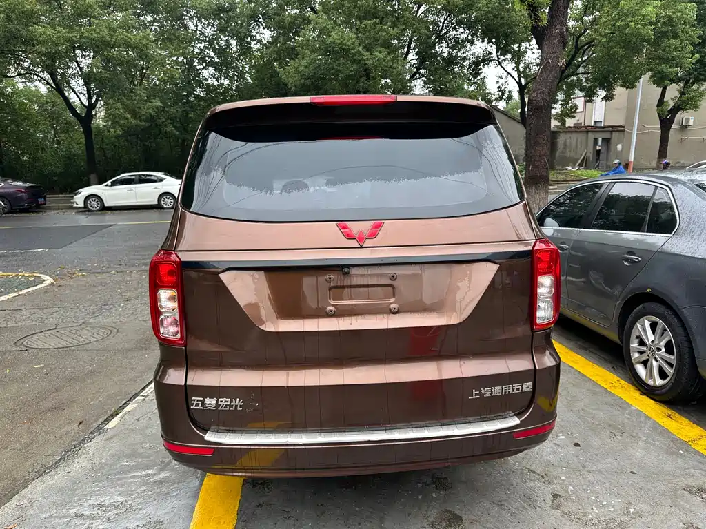 Wuling Hongguang — миниатюра 6