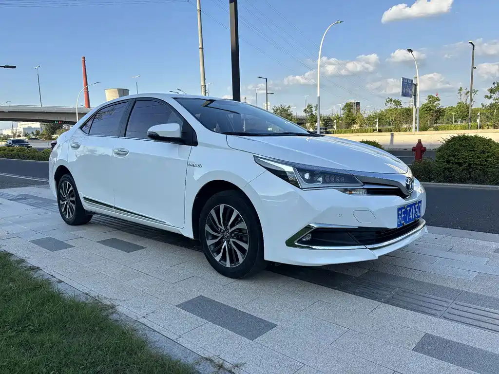 Toyota Corolla — миниатюра 3