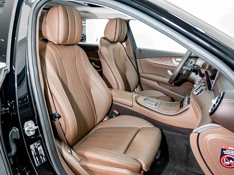 Mercedes-Benz E-Class — миниатюра 18