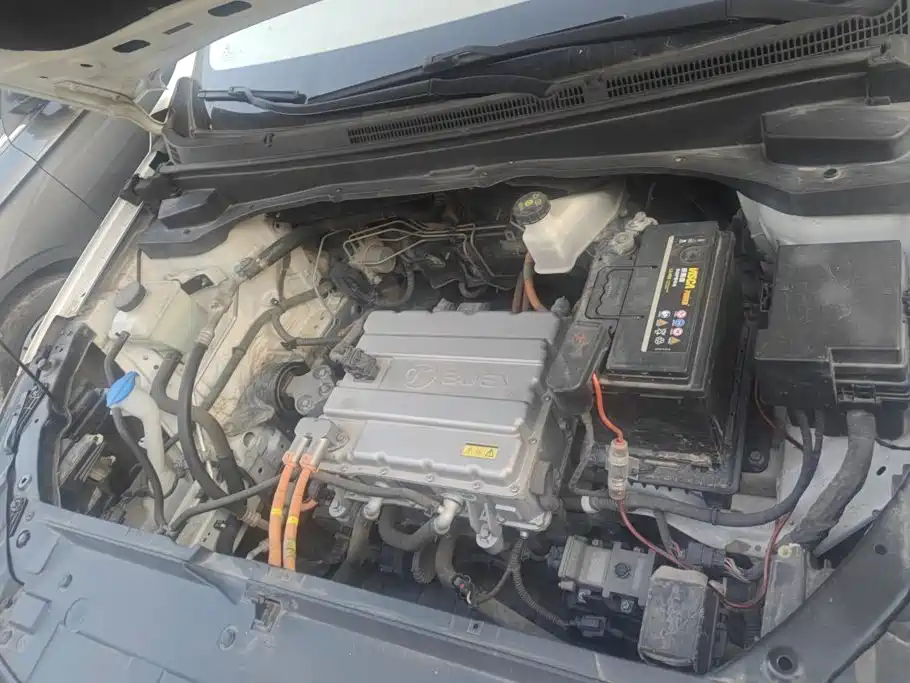 BAIC EU5 — миниатюра 10