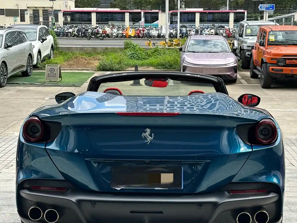 Ferrari Portofino — миниатюра 11