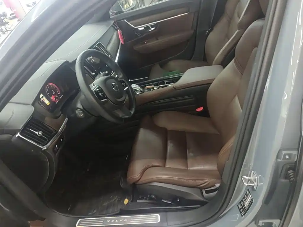 Volvo S90 — миниатюра 15