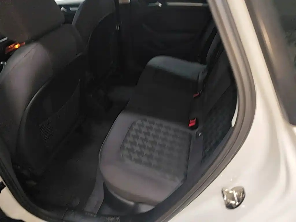 Audi A3 — миниатюра 17