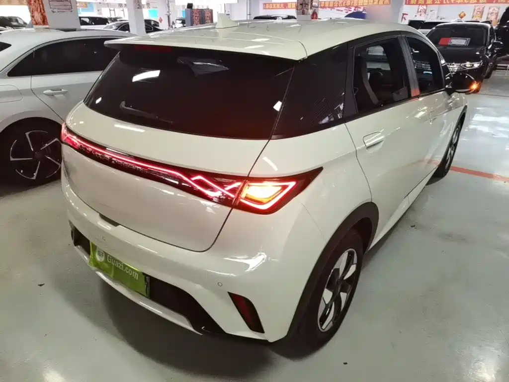 BYD Dolphin — миниатюра 7