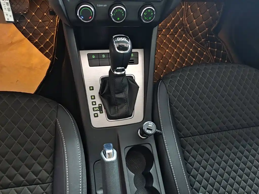 Skoda Octavia — миниатюра 14