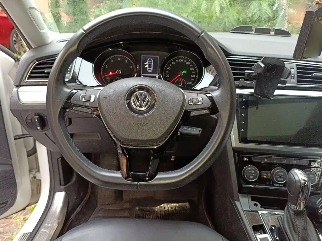 Volkswagen Lamando — миниатюра 3
