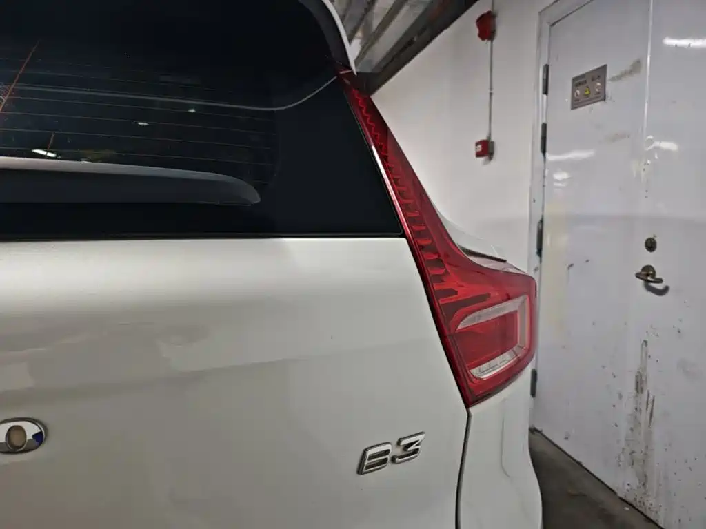 Volvo XC40 — миниатюра 8