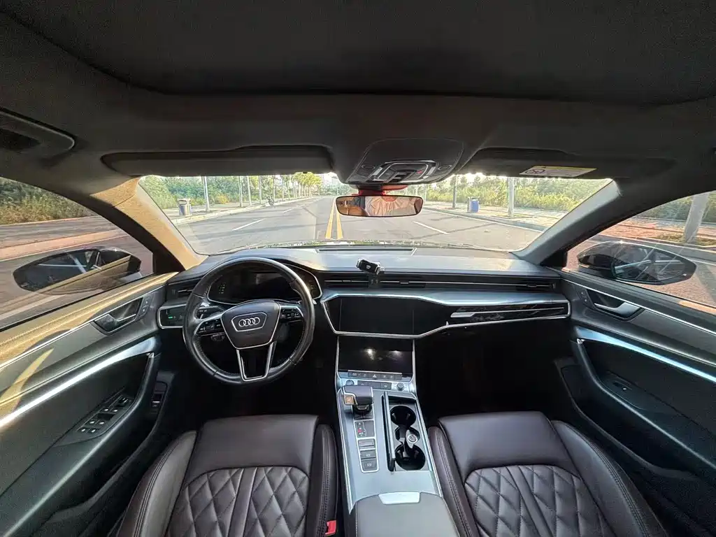 Audi A6L — миниатюра 6