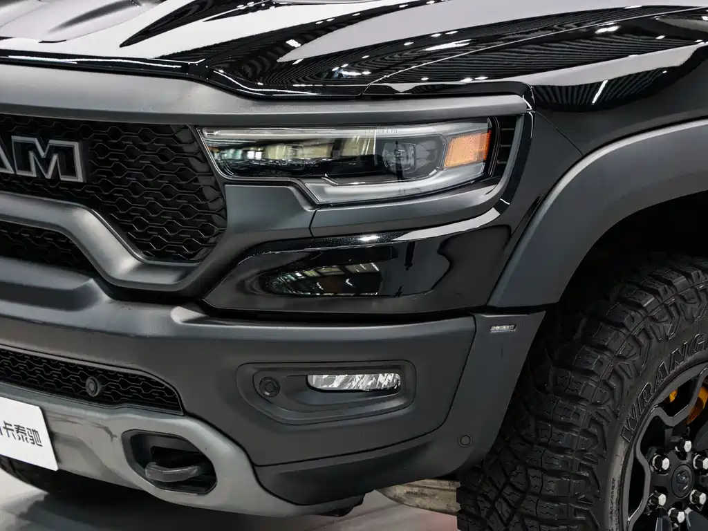 Ram Trucks 2022 6.2T AT