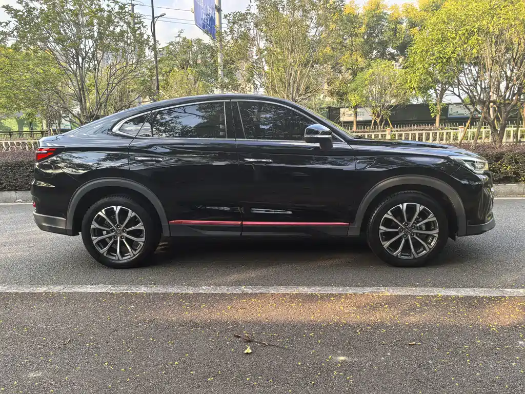 Changan CS85 COUPE — миниатюра 4