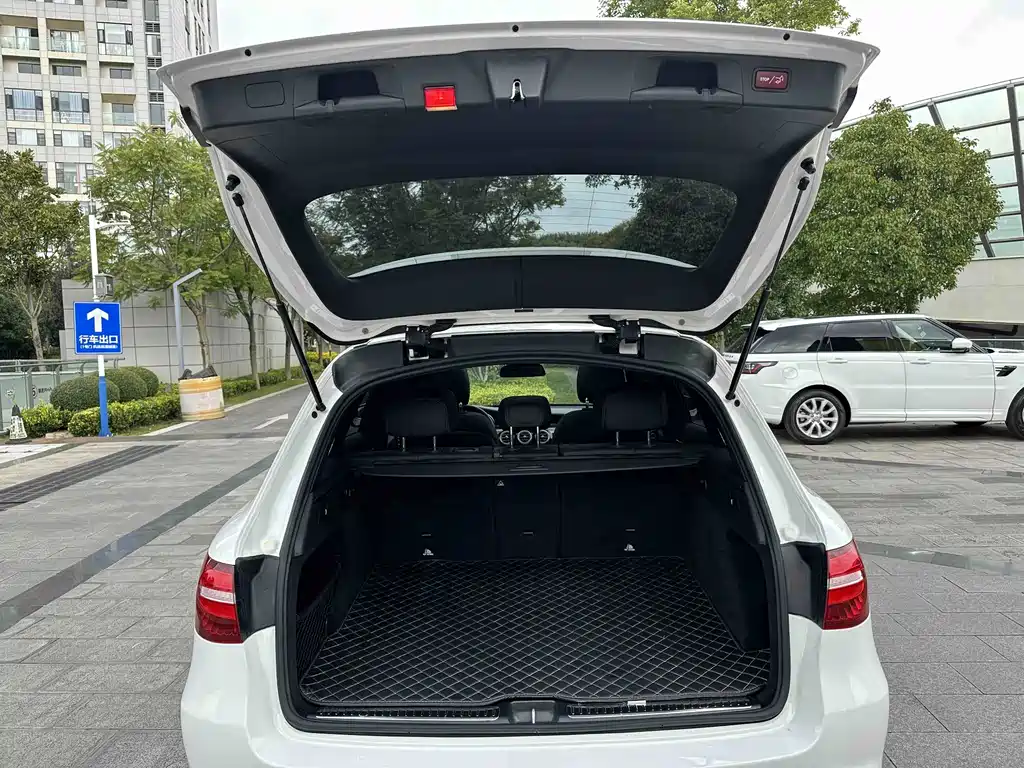 Mercedes-Benz GLC — миниатюра 29