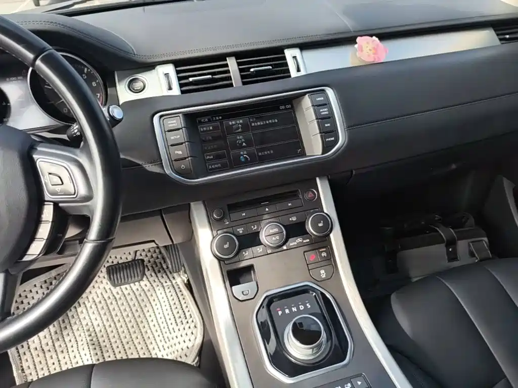 Land Rover Evoque — миниатюра 13