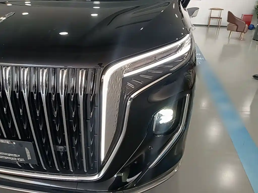 Hongqi Hongqi HQ9 PHEV — миниатюра 24