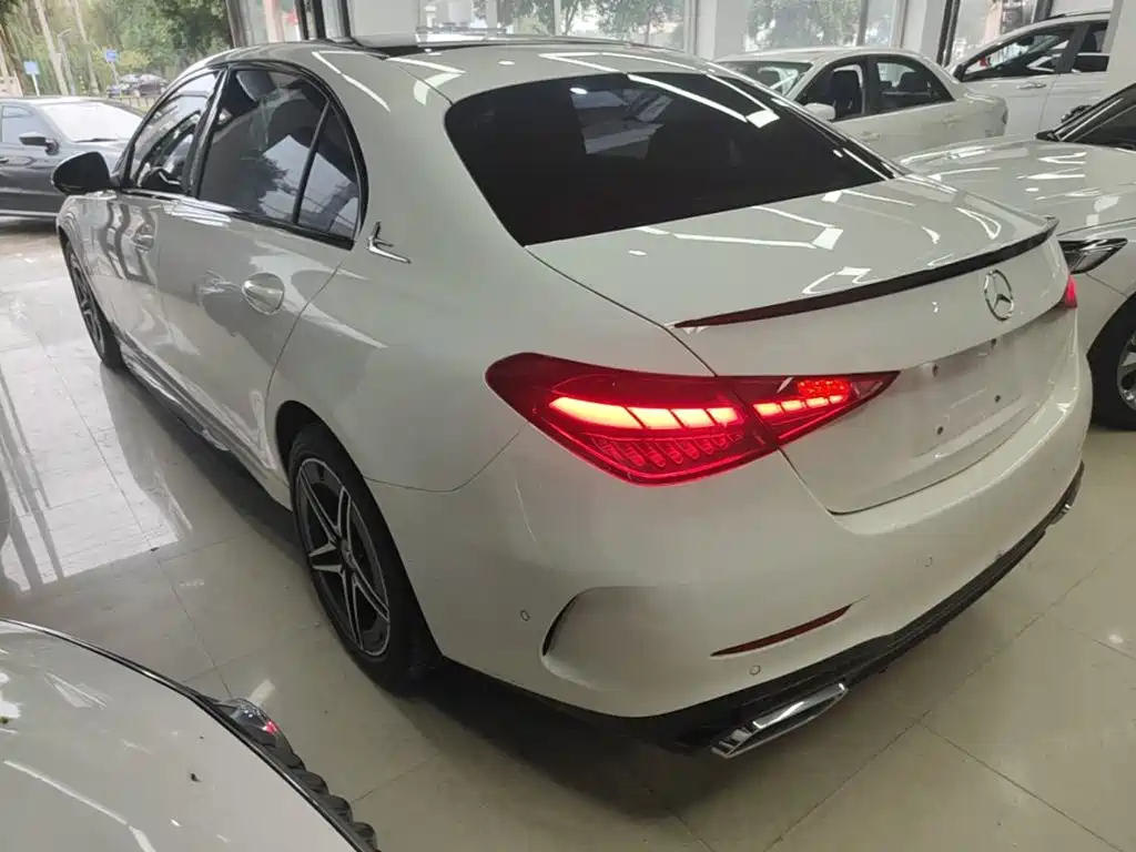 Mercedes-Benz C-Class — миниатюра 5
