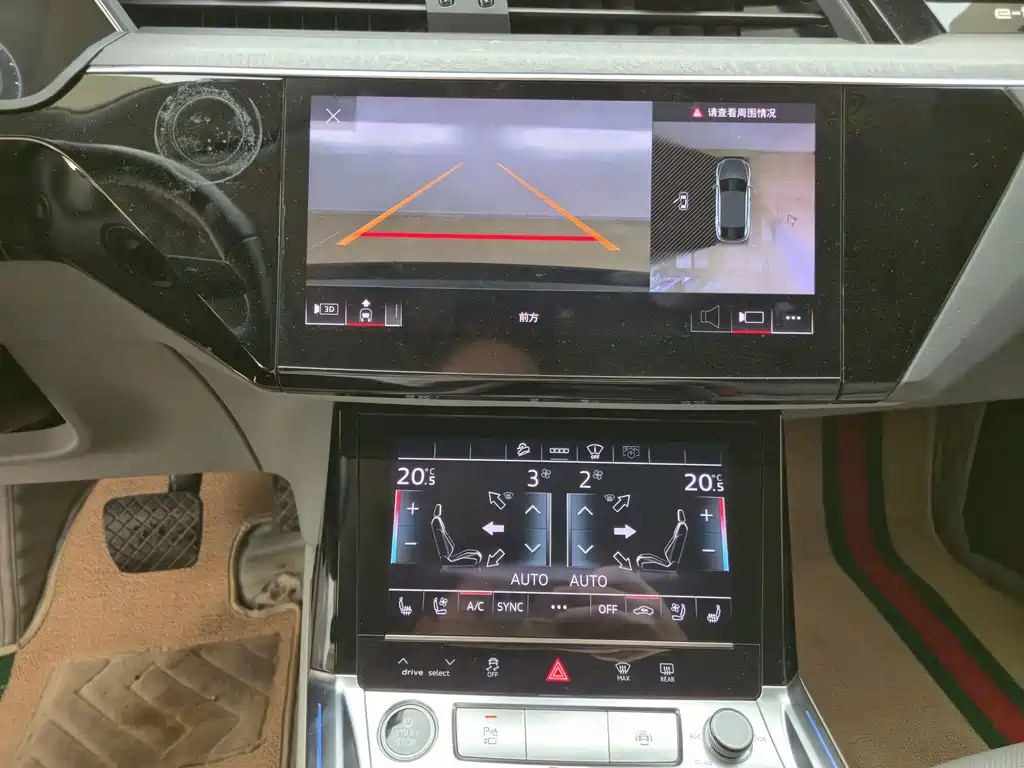 Audi e-tron (Import) — миниатюра 13