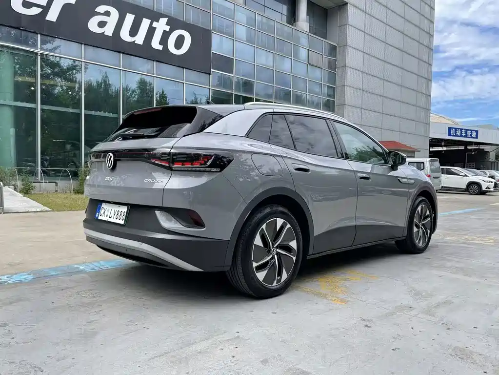 Volkswagen ID.4 Crozz — миниатюра 3
