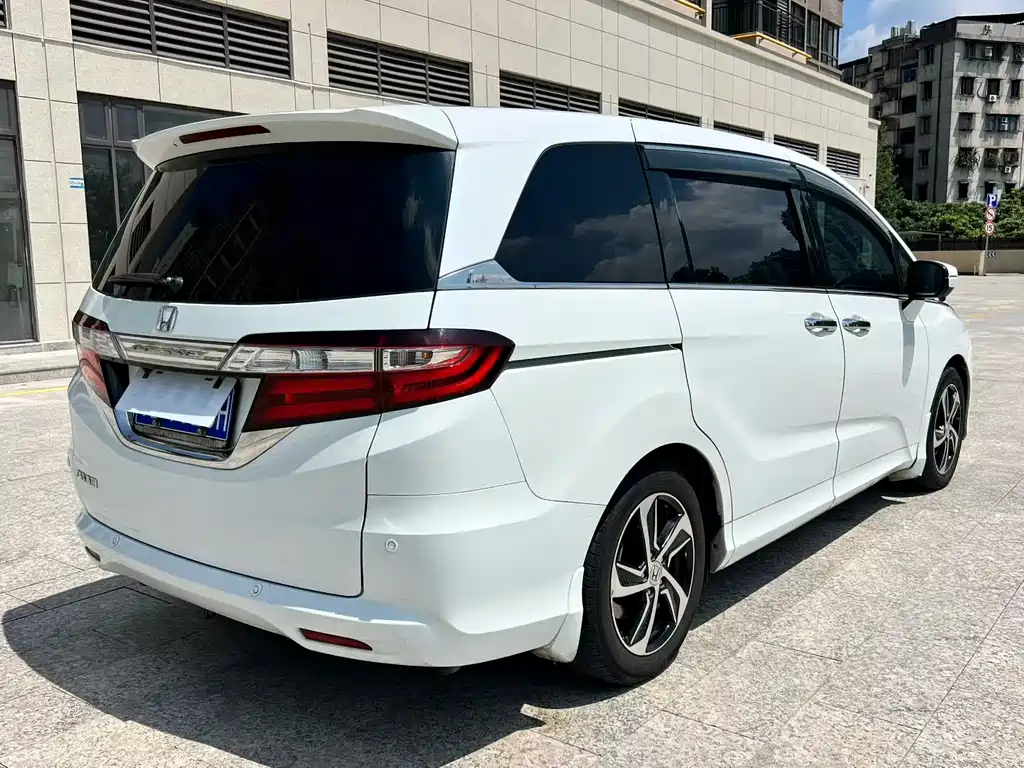 Honda Odyssey — миниатюра 7