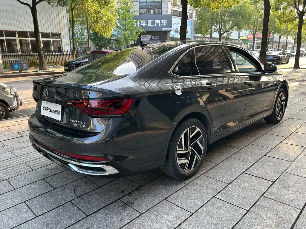 Volkswagen Sagitar — миниатюра 9
