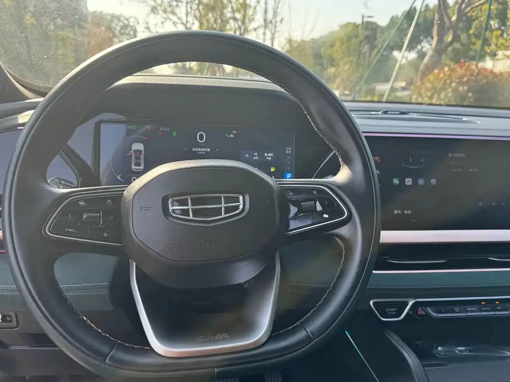 Geely Xingyue L — миниатюра 6