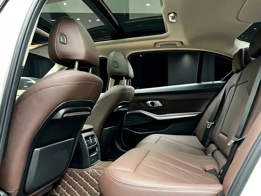 BMW 3 Series — миниатюра 6