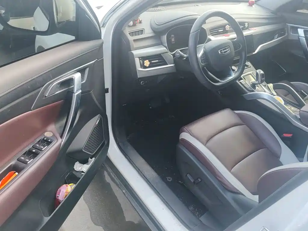 Geely Boyue — миниатюра 16