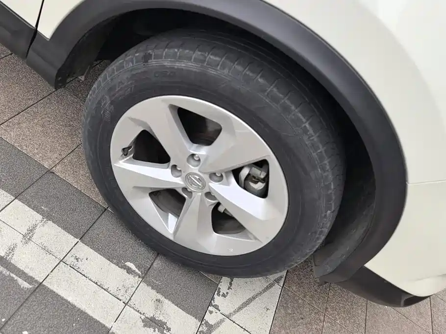 Nissan Qashqai — миниатюра 6