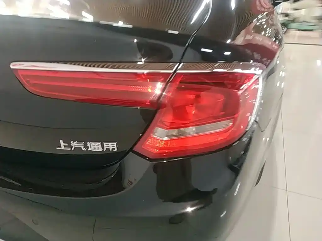 Buick LaCrosse — миниатюра 8
