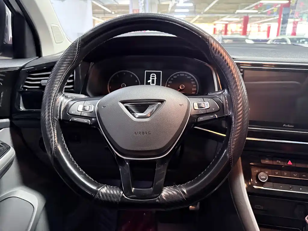Jetta VS5 — миниатюра 13