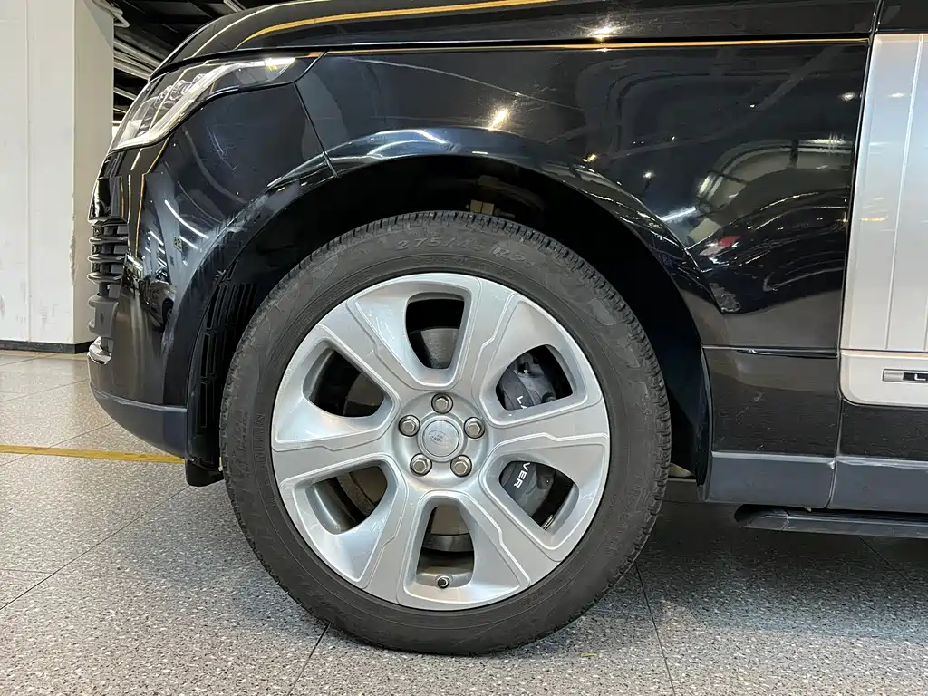 Land Rover Range Rover — миниатюра 19
