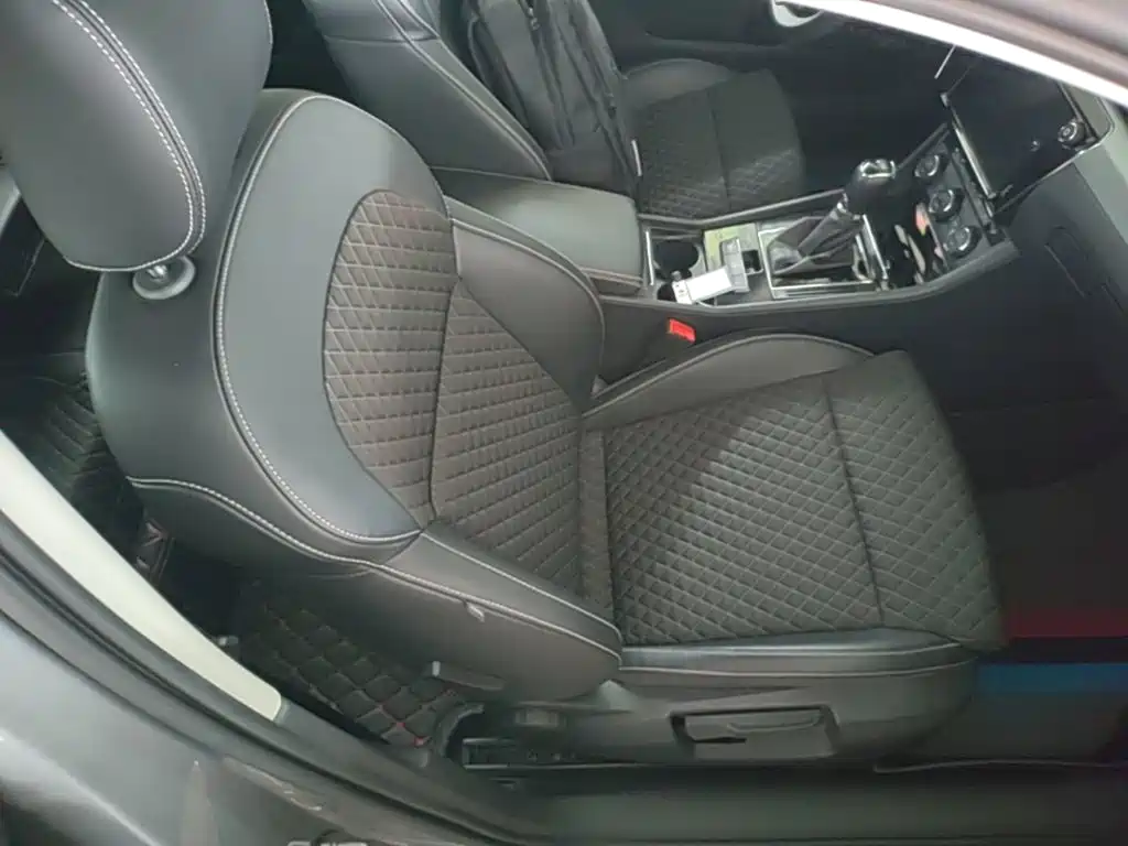 Skoda Superb — миниатюра 25