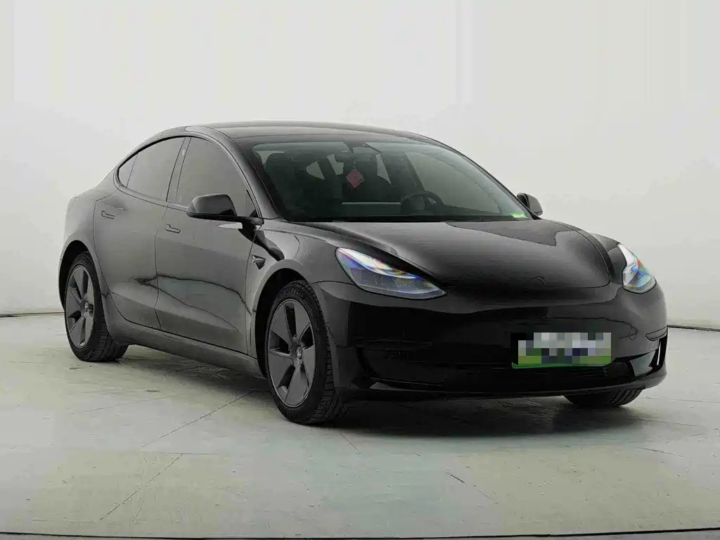 Tesla Model 3 — миниатюра 3