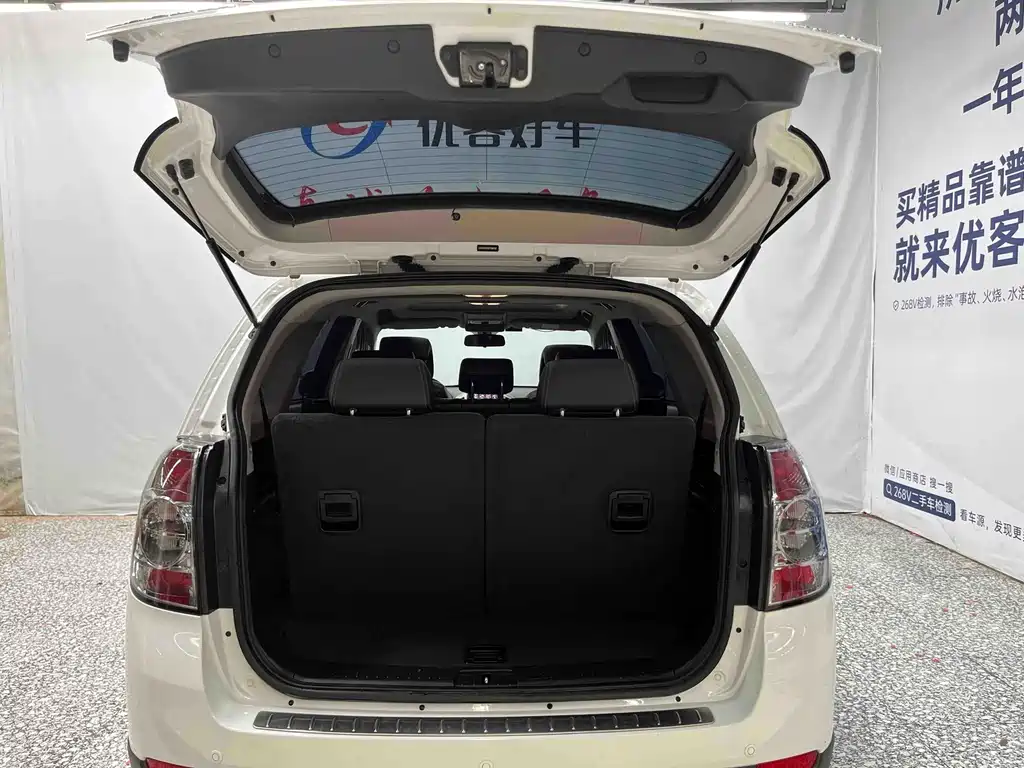 Chevrolet Captiva — миниатюра 14