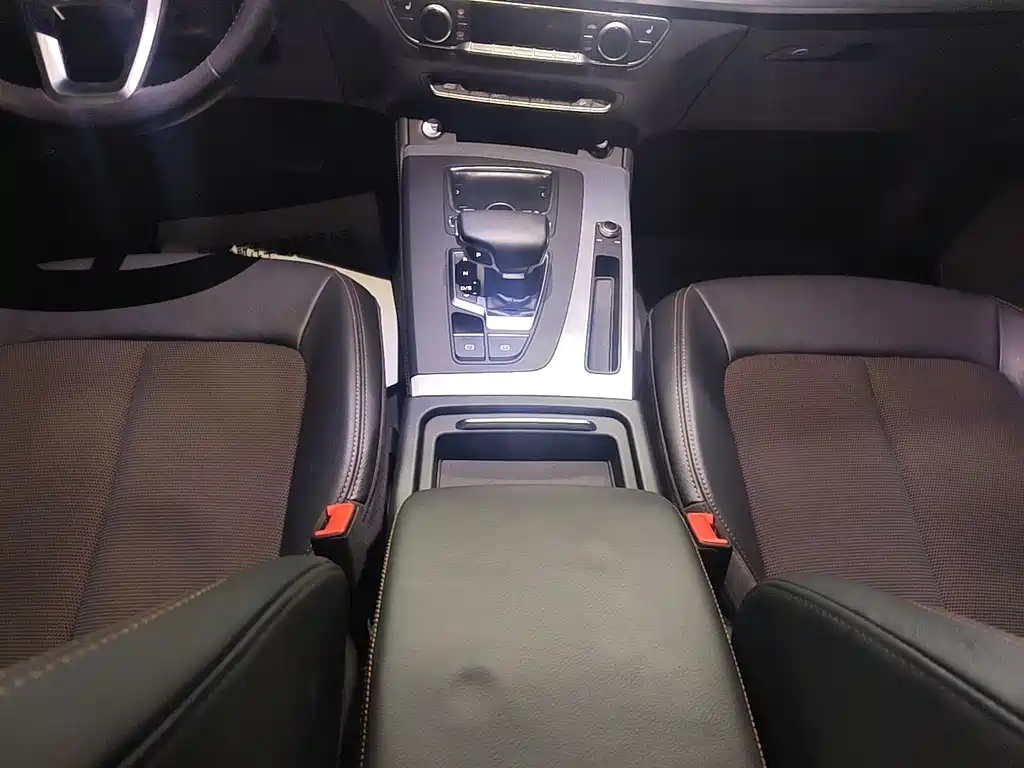 Audi Q5L — миниатюра 7
