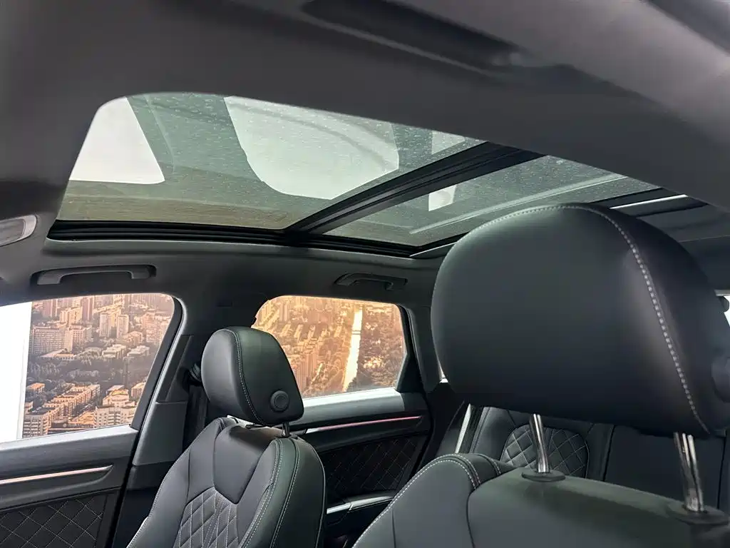 Audi Q3 — миниатюра 12