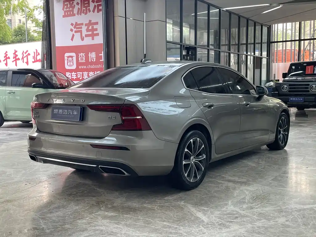 Volvo S60 — миниатюра 7