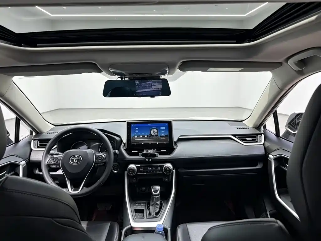 Toyota Wildlander — миниатюра 5