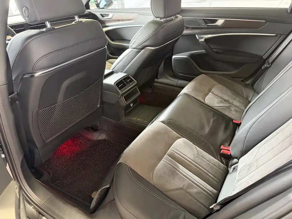 Audi A6L — миниатюра 8