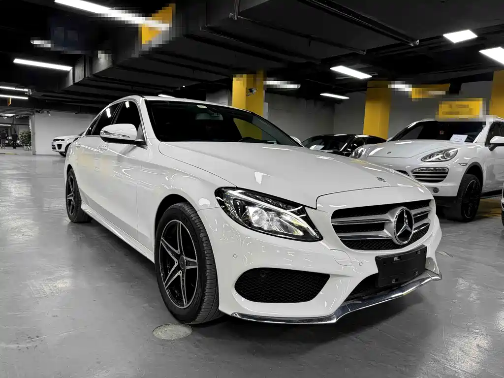 Mercedes-Benz C-Class — миниатюра 3